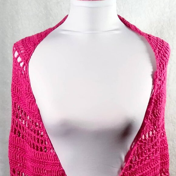 Elegant Fushia Crochet Shawls/Wrap - Picture 7 of 8